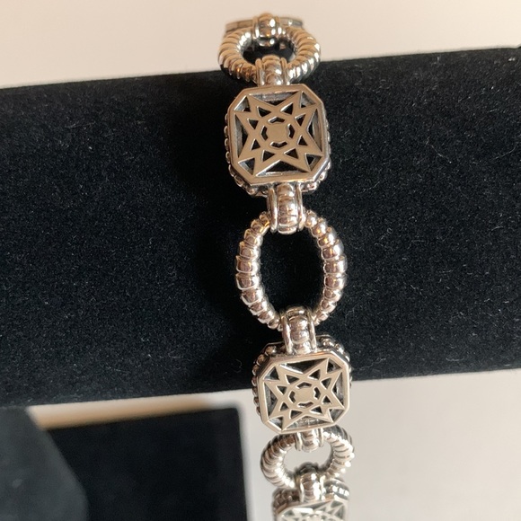 LAGOS
Sterling Silver Rock & Oval Link Bracelet - Picture 14 of 15